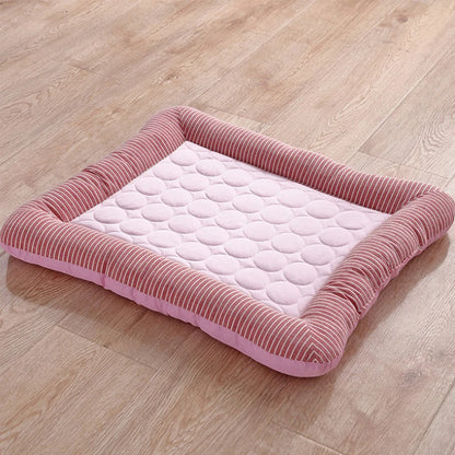 Cama con almohadilla de refrigeración para mascostas